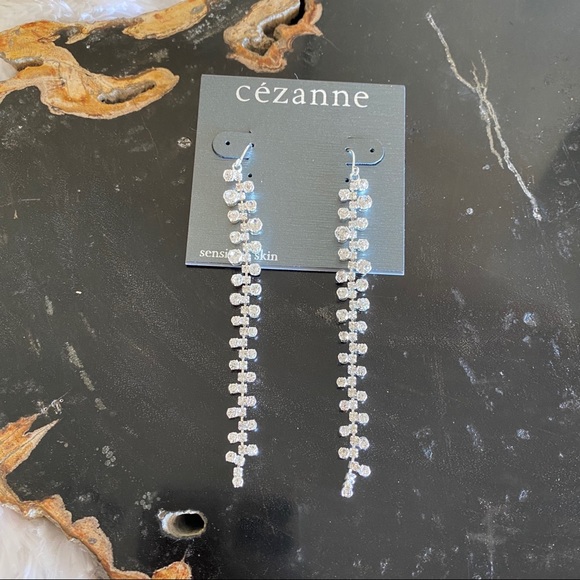 CEZANNE Long Dangly Rhinestone Earrings NWT - Picture 6 of 7